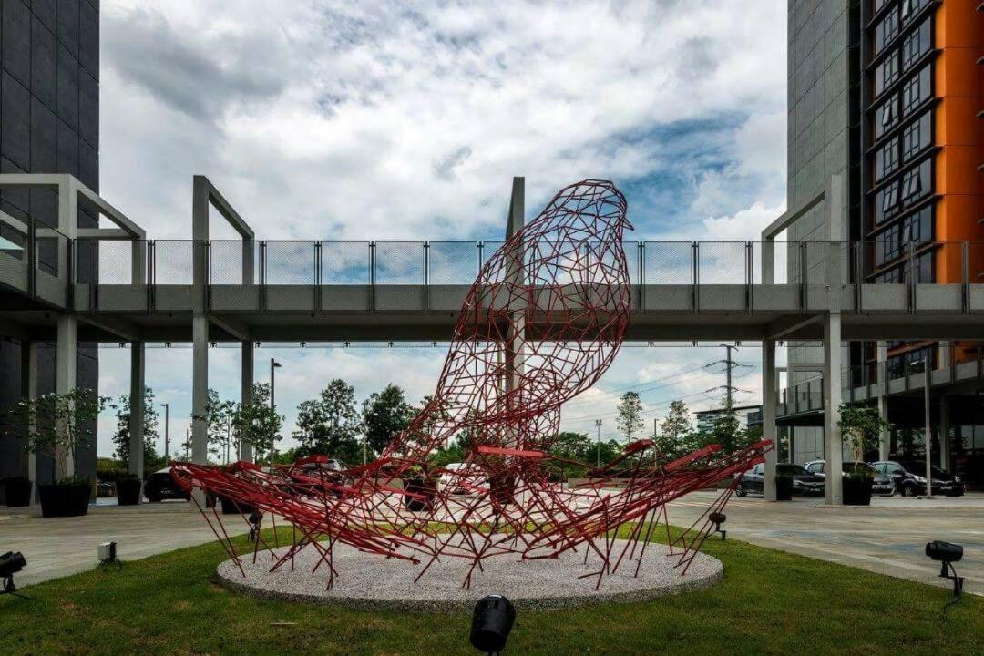 Hid Soho At Kanvas Wifi Netflix Klia